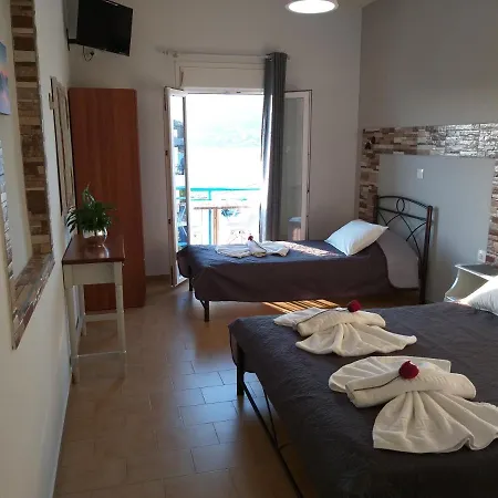 Meltemi Posidhonia (Syros)