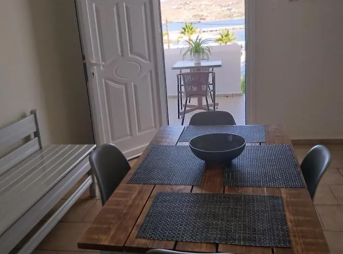 Meltemi Апартаменты Posidhonia (Syros)